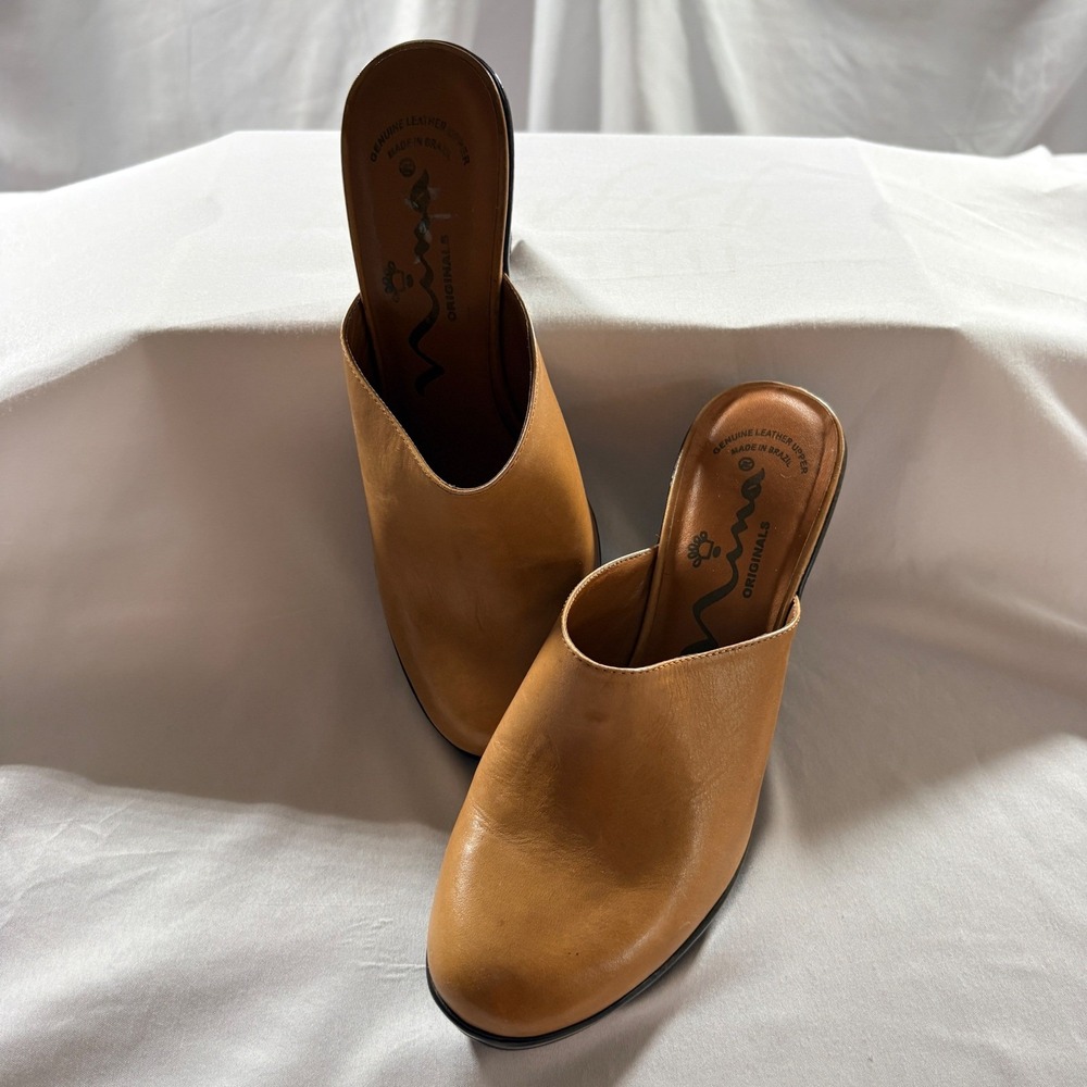 Nina Originals Leather Mules Womens 8M Tan Almond Toe Platform High Heel Brazil